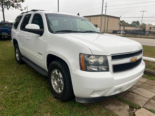 2013 Chevrolet Tahoe White 1