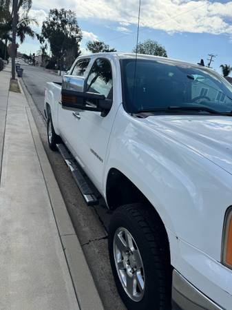 2010 Gmc sierra - $8,500 (Gardena)63476707356545122