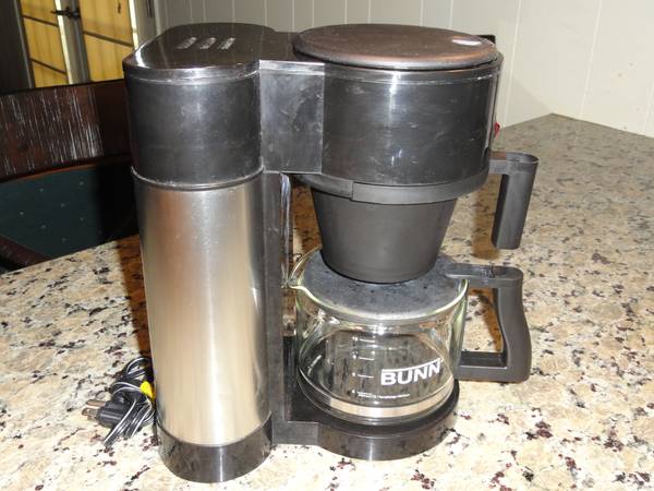 Bunn 10-Cup Coffee Maker 1