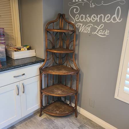 Rattan corner shelf unit 5-tier 1
