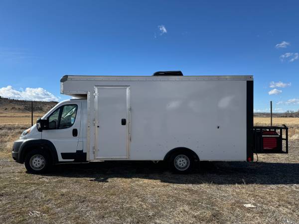 Like New! 2021 Dodge Ram Promaster 3500 Food Truck 1