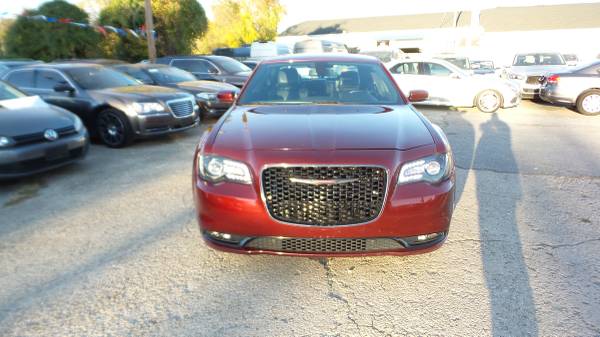 2021 Chrysler 300 S V6 S V6 4puertas Sedán - $16,900 (upper marlboro,md)63616500278529121