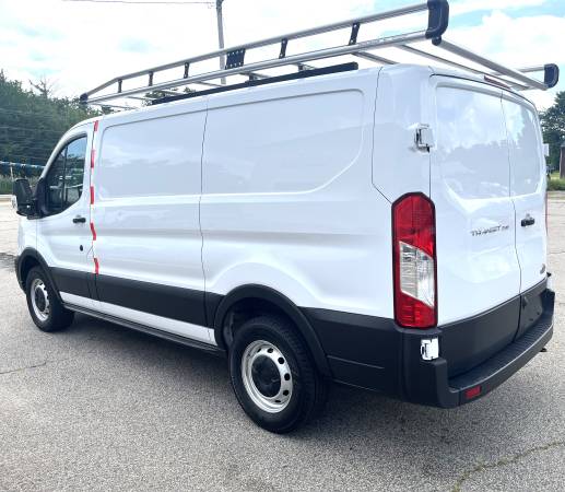 2020 Ford Transit 250 Cargo Van Bins AluRack Ladder Rack Clean 1-Owner - $24,990 (Hampton NH RT1)63654727110531124