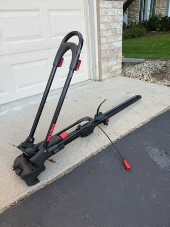 Yakima FrontLoader - never used 1
