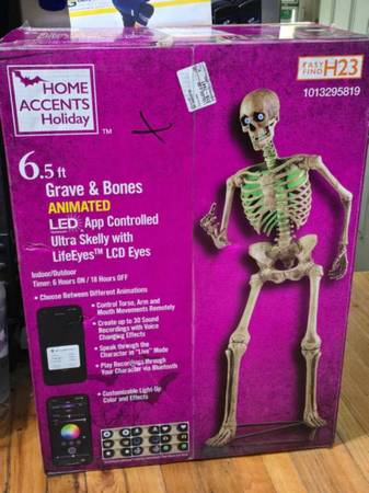 6.5 foot animated skeleton skelly home depot 1