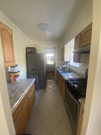 $2,100 / 1br - 800ft2 - 1 Bedroom Apartment – Updated Kitchen & Bath – Near Van Cortlandt Park (RIVERDALE)63684728433153120