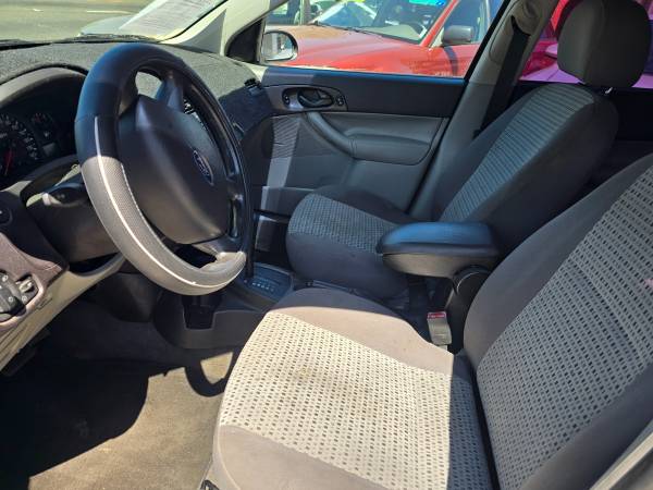 2007 Ford Focus ZX4 SE 4dr Sedan 134300 Miles - $3,299 (Sacramento)63619149657089124