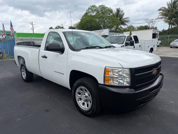 2013 Chevrolet Silverado Regular Cab - Photo 3