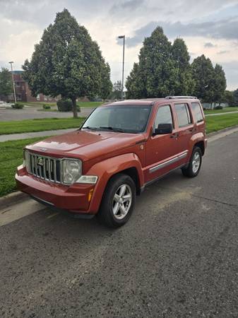 2010 jeep liberty - $1,600 (Denver)63621874026243120