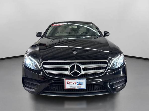 2019 Mercedes-Benz Clase E - ¡Financiamiento disponible! - $22,79963472219161987121