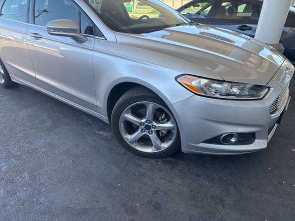 2016 Ford Fusion SE - Just Arrived! - $10,648 (916-993-5353)63619407301889124
