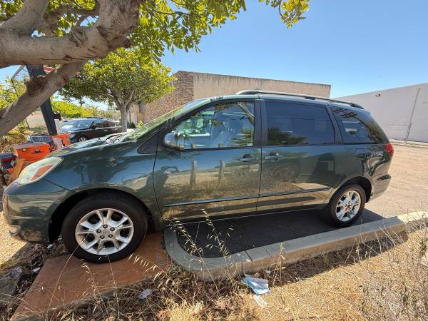 2004 Toyota Sienna XLE AWD - $5,800 (San Diego)63440946832257124