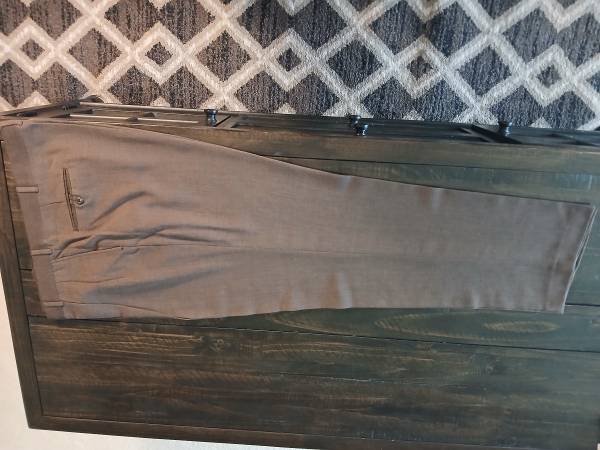 Dress Pants 👖 (VERY NICE) (LIKE NEW) 1