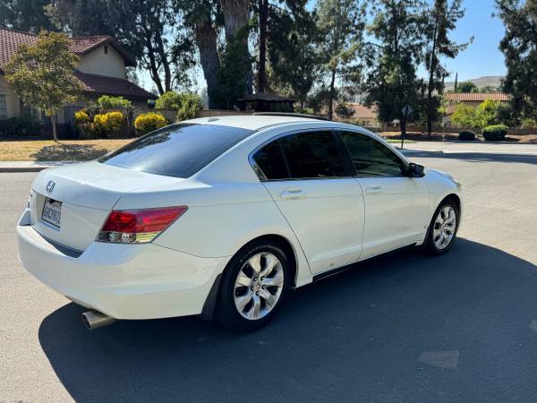 2009 Honda accord ex-l - $5,800 (West Covina)63623948767361124
