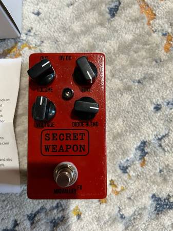Midvalley fx secret weapon fuzz guitar amp pedal 1