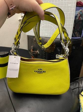 Coach CJ590 Teri Shoulder Crossbody Bag Khaki Signature Canvas Key Lim 1