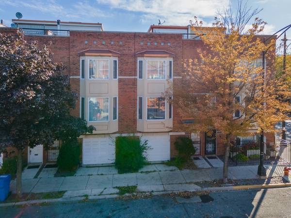 $750 / 3br - 2000ft2 - Private Bedroom near UIC, Rush (Medical District, UIC, Rush,TriTaylor, Loop)63898601202050120