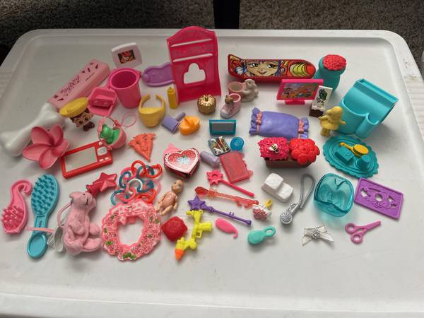 Barbies Large Accessories Lot 1