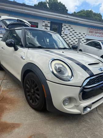 2017Mini Cooper S Clubman - $7,900 (Monroe)63617434729857121