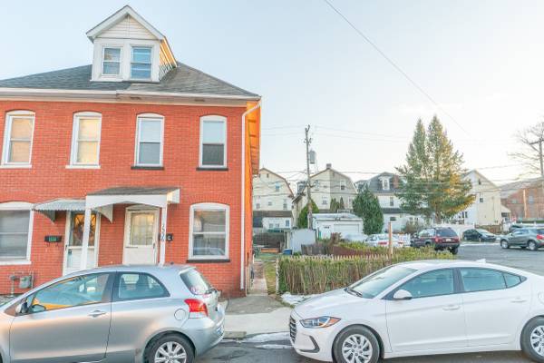 $2,230 / 3br - 3 Br Wilson (Wilson)64010162033667120