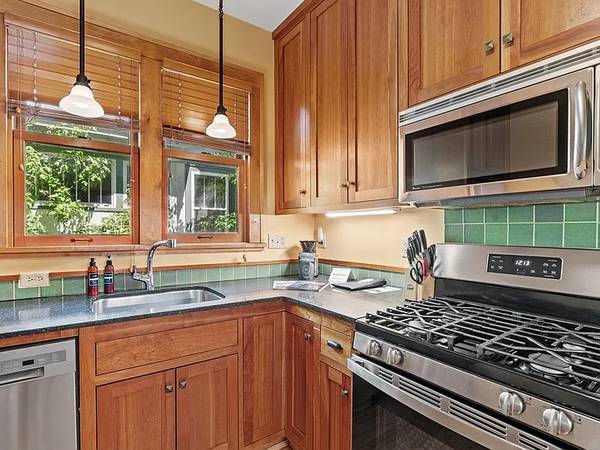 $1,000 / 3br - 2200ft2 - Stylish 3-Bed/1.5-Bath Home in Kingfield – $1,000/mo (Minneapolis)63797856596739122