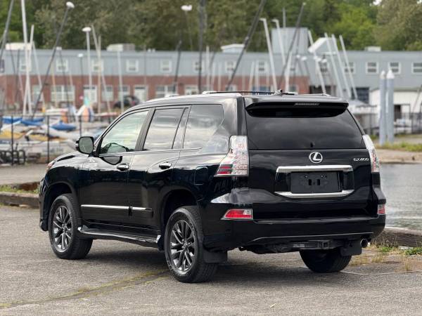 2018 Lexus GX 460 68k miles only - $27999.00 (Seattle)63441859174019122