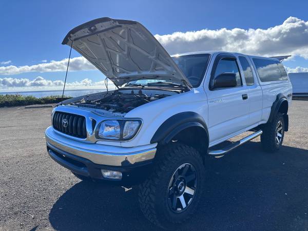 2002 Toyota Tacoma SR5 3.4 L V6 engine 54k MILES - $37 (Garage kept All original)63617671108611122