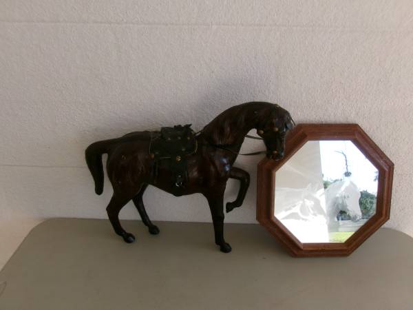 3 VTG 60'S/80'S EQUESTRIAN BUNDLE*LEATHER HORSE FIGURE*PUZZLE*MIRROR - $20 (Bee Ridge Rd)62971056117249121
