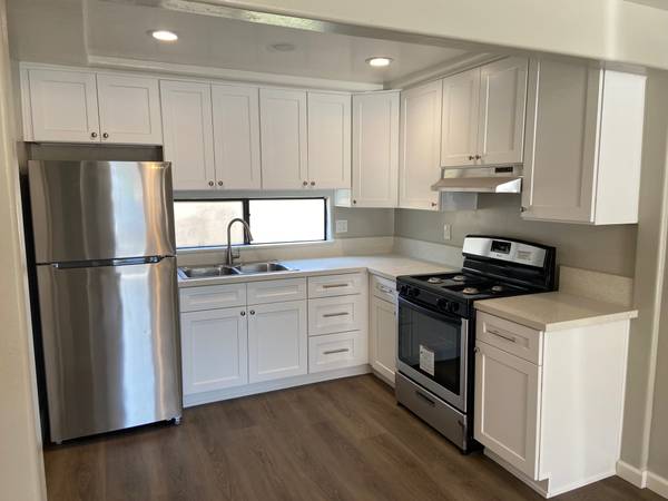 $2,300 / 2br - 2 habitaciones 1 baño (Long beach)63700996675329120