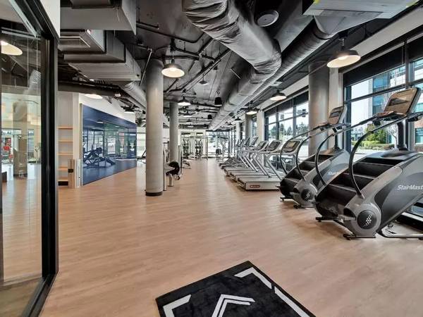 $2,057 / 1br - Just right for you! A gorgeous 1 bed 1 bath apartment awaits! (Kirkland)63948083561219124