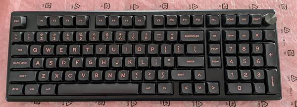 Epomaker Galaxy 100 keyboard 1