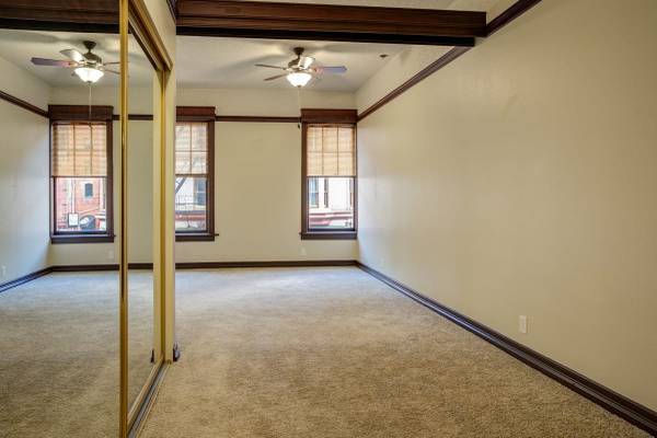 $1,325 / 625ft2 - Controlled Access/Gated, On-Site Maintenance, Tile Floors (411 SW 12th Ave, Portland, OR)63842022728321122