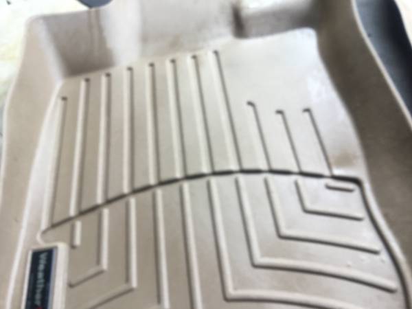 Weathertech Alfombras para piso 2007-09 Ford Fusion/Lincoln MkZ y más, nuevas - $20 (Billerica)63471261380995123