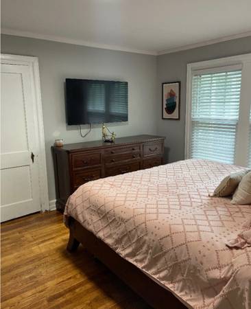 $2200.00 / 3br - 1100ft2 - Beautiful Bungalow Just Minutes from Downtown Chattanooga.63617434109443123