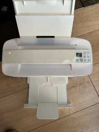 Printer HP Deskjet 3700 Printer 1