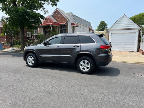 2017 Jeep Grand Cherokee Laredo - $7,500 (Brooklyn)63654718702979124