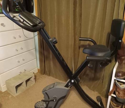 Stationary bicycle 1