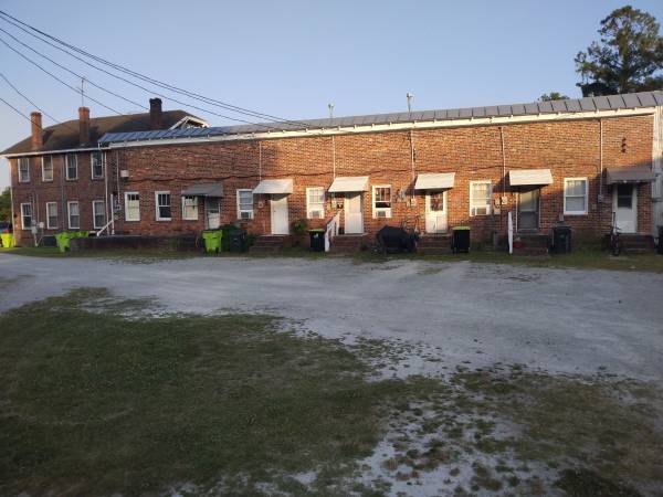 $780 / 1br - 1 BR downstairs apartment, 1105 George Street, Apartment B (New Bern, NC)63932059264130121