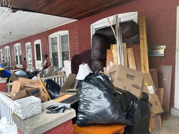 Junk & Yard Waste Removal 1