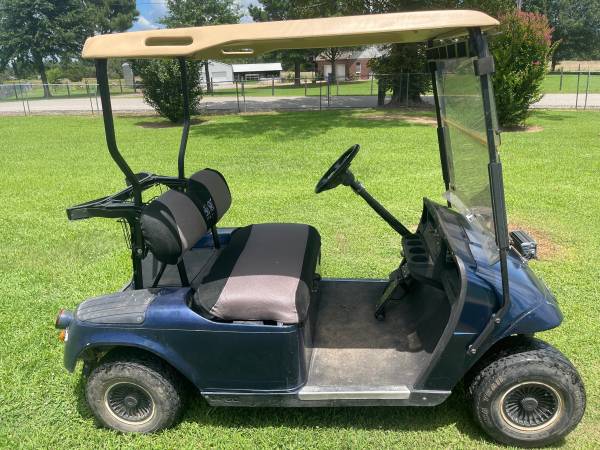 2002 EZGO TXT carro de golf eléctrico con cargador - $2.200 (Mountain Home, AR)63471310583427123