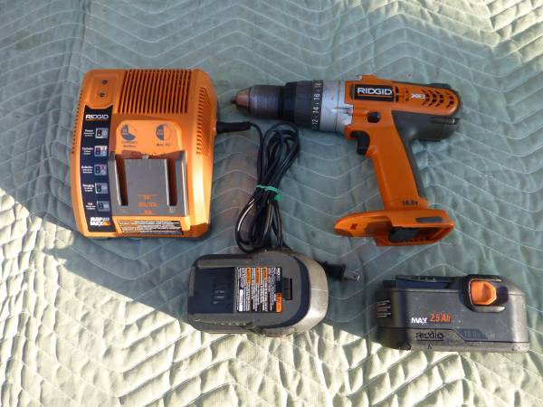 HAMMER DRILL 1/2" RIDGID x2, WITH 2 BATTERIES & CHARGER SUPER NICE 1