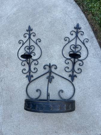 Solid metal antique decor 1