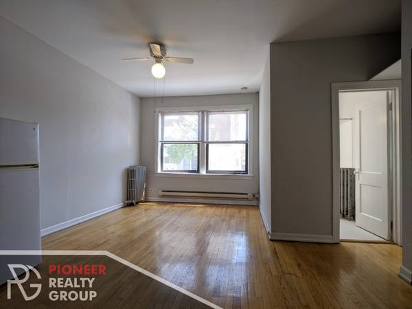 $1,225 Lakeview Studio – $1,225 – Pioneer Verified | Hardwood Floors (Lakeview)63918411068418123
