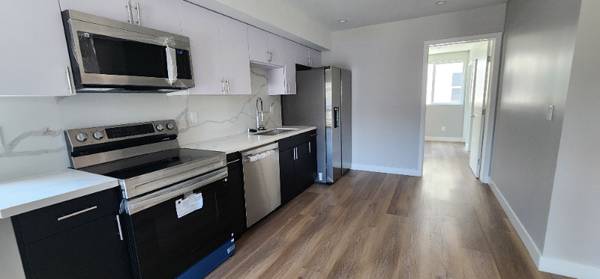 $1550.00 / 1br - Room with balcony for rent $1,550 with private bathroom, SHARED apartm63998004633091123