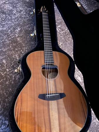 Breedlove Oregon Concert LTD 1