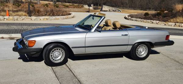 1981 Classic Mercedes 380sl Convertible Roadster - $9,500 (Downers Grove)63619012109313121