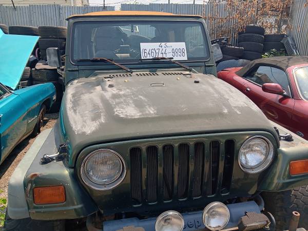 1998 Jeep Wrangler, 1