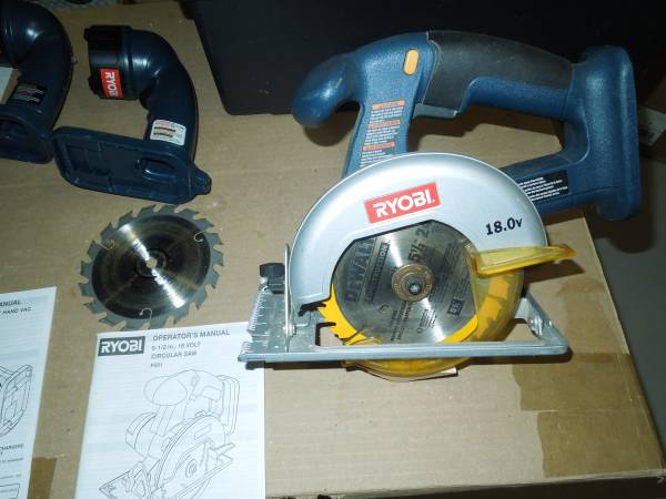 RYOBI TOOL SET WITH BOX 1