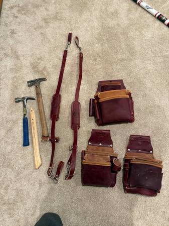 Tool pouch hammers 1