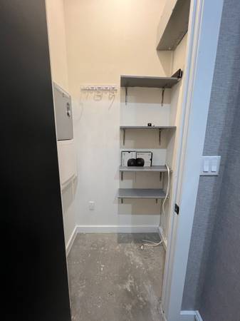 $3,800 / 1300ft2 - Gorgeous Yoga/training Studio ready to go (South Midwood)64212276082305123